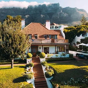 Acorn House 4*, Cape Town South Africa
